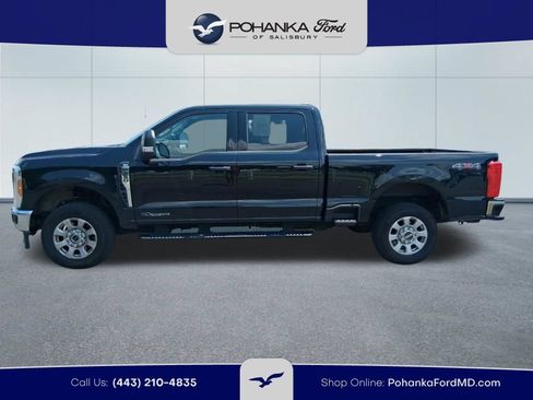 Used 2024 Ford F250 XLT AWD/4WD image 8