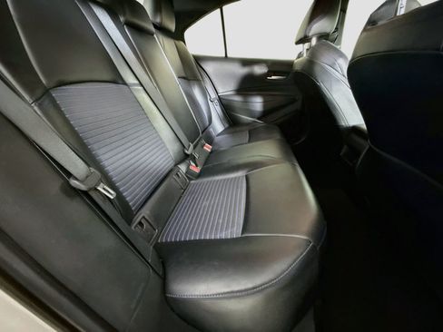 Used 2022 Toyota Corolla XSE FWD image 27