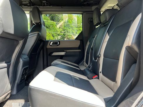 Certified 2022 Ford Bronco Wildtrak AWD/4WD image 47