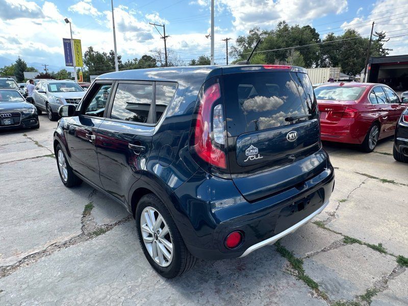 Used 2018 Kia Soul + FWD image 5