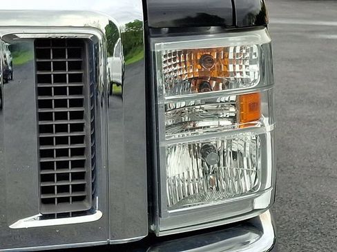 Used 2014 Ford E-150 and Econoline 150 w/ Power Group RWD image 15