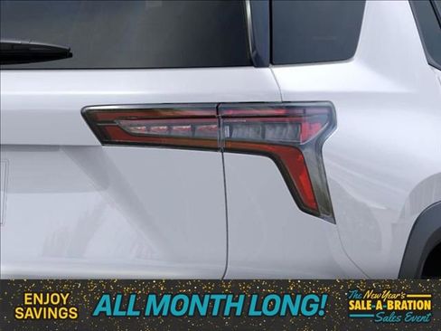 New 2026 Chevrolet Equinox LT image 11