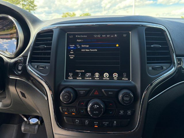 Used 2017 Jeep Grand Cherokee Trailhawk AWD/4WD image 28