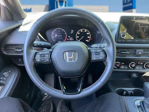 Used 2024 Honda HR-V Sport image 17