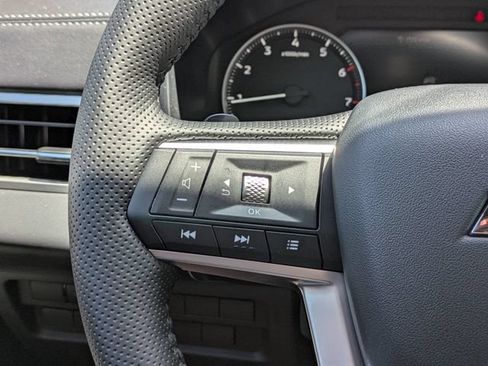 New 2026 Mitsubishi Outlander LE FWD image 26