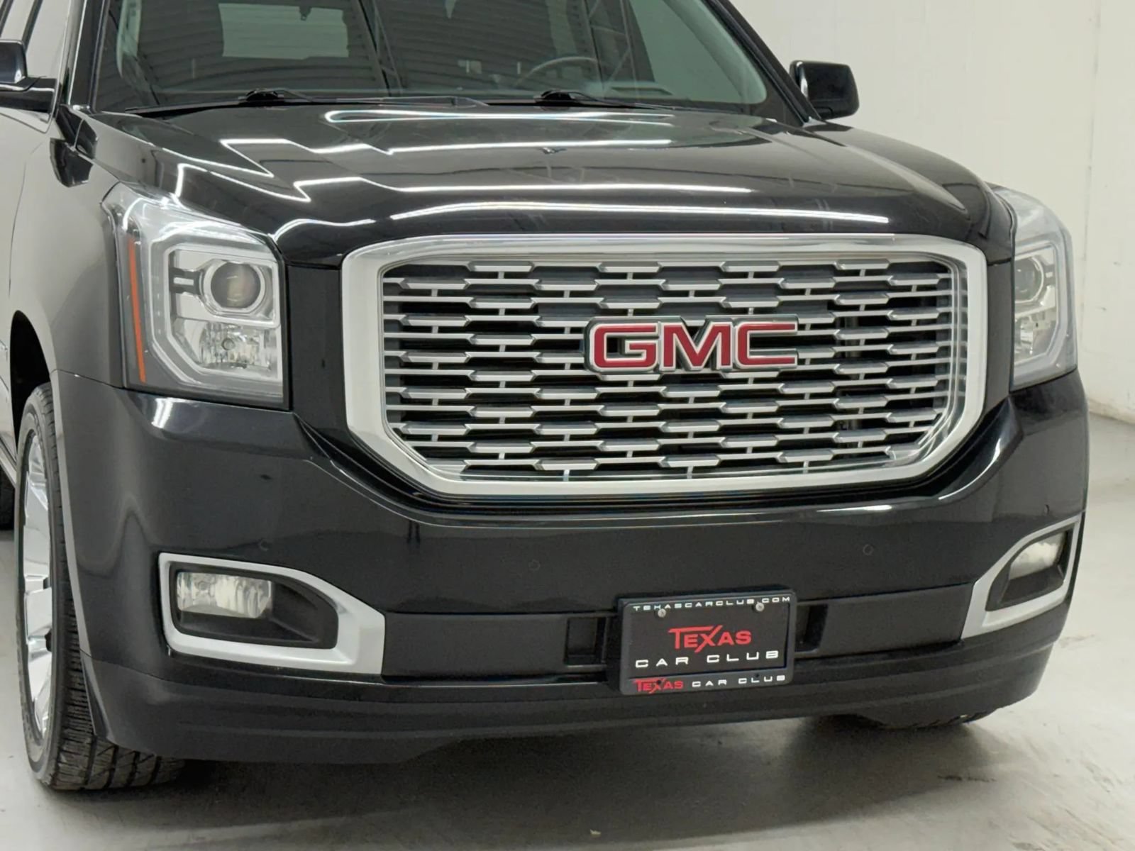 Used 2018 GMC Yukon Denali w/ Open Road Package RWD image 41