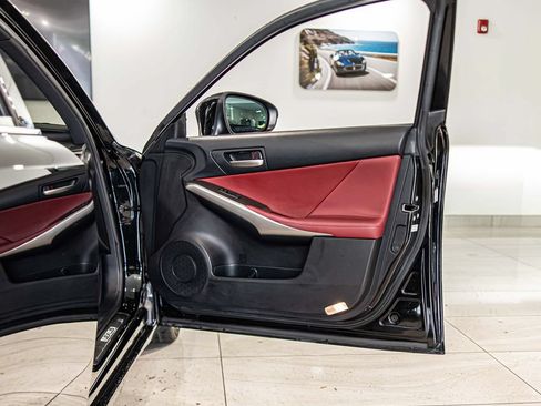 Used 2018 Lexus IS 350 AWD image 42