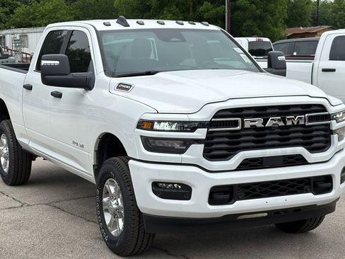 New 2026 RAM 2500 Lone Star AWD/4WD image 3