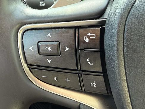 Used 2023 Lexus ES 300h w/ Premium Package FWD image 22