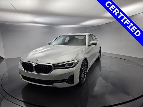 Certified 2023 BMW 540i xDrive w/ Premium Package image 4