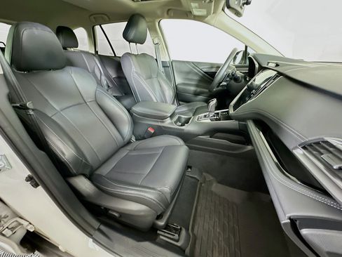 Used 2024 Subaru Outback Limited image 32