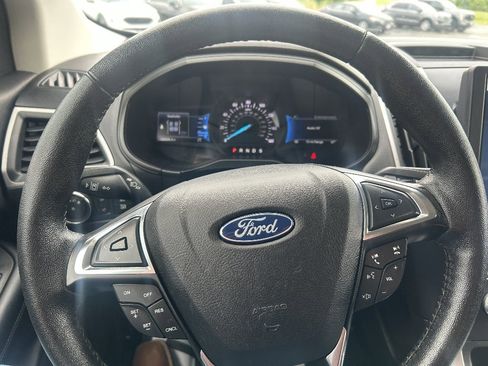Used 2022 Ford Edge SEL w/ Sport Appearance Package AWD/4WD image 15