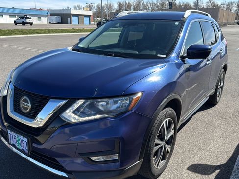 Used 2018 Nissan Rogue SL image 5