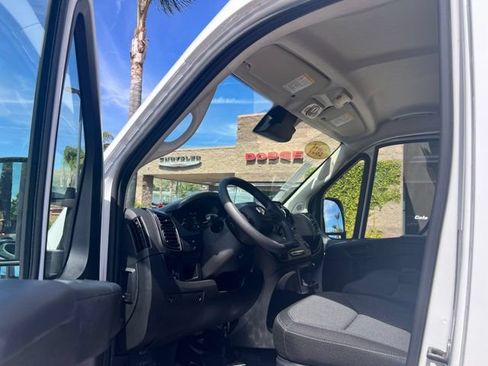 Used 2025 RAM ProMaster 3500 FWD image 2