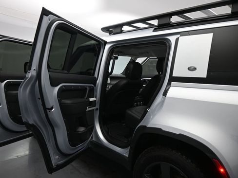 Used 2024 Land Rover Defender 110 S AWD/4WD image 18