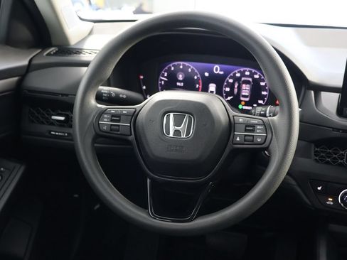 Used 2023 Honda Accord EX image 10