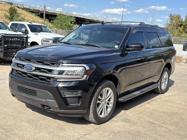 Used 2024 Ford Expedition XLT AWD/4WD image 11