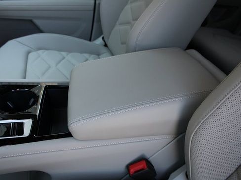 New 2026 Volkswagen Atlas SE image 6