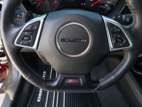 Used 2022 Chevrolet Camaro SS RWD image 25
