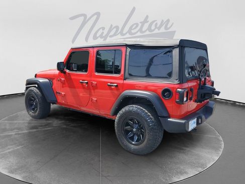 Used 2022 Jeep Wrangler Unlimited Sport AWD/4WD image 4