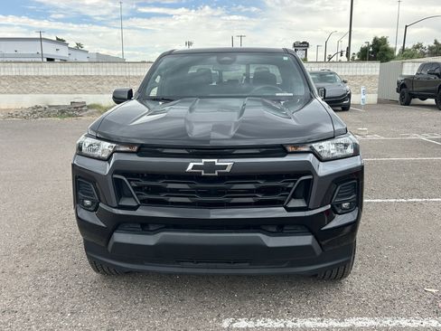 Used 2023 Chevrolet Colorado LT w/ LT Convenience Package II RWD image 7