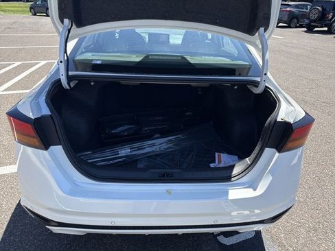 New 2025 Nissan Altima 2.5 SL image 10