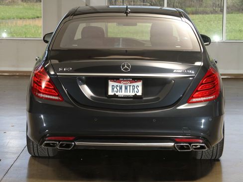 Used 2014 Mercedes-Benz S 63 AMG 4MATIC Sedan w/ Driver Assistance Package image 26