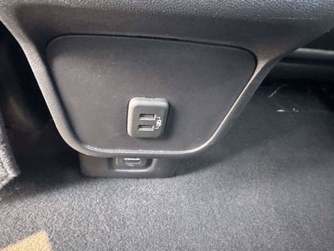 Used 2019 GMC Terrain SLT w/ Preferred Package AWD/4WD image 22