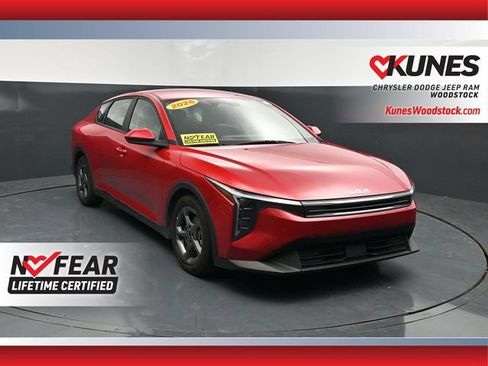 Used 2025 Kia K4 FWD image 1