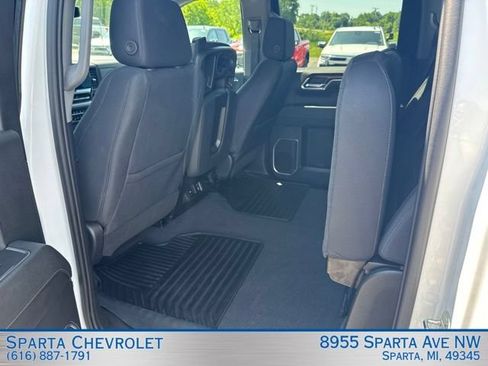 Used 2023 Chevrolet Silverado 1500 LT AWD/4WD image 35