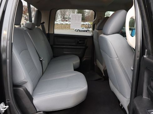 Used 2017 RAM 1500 Express image 16