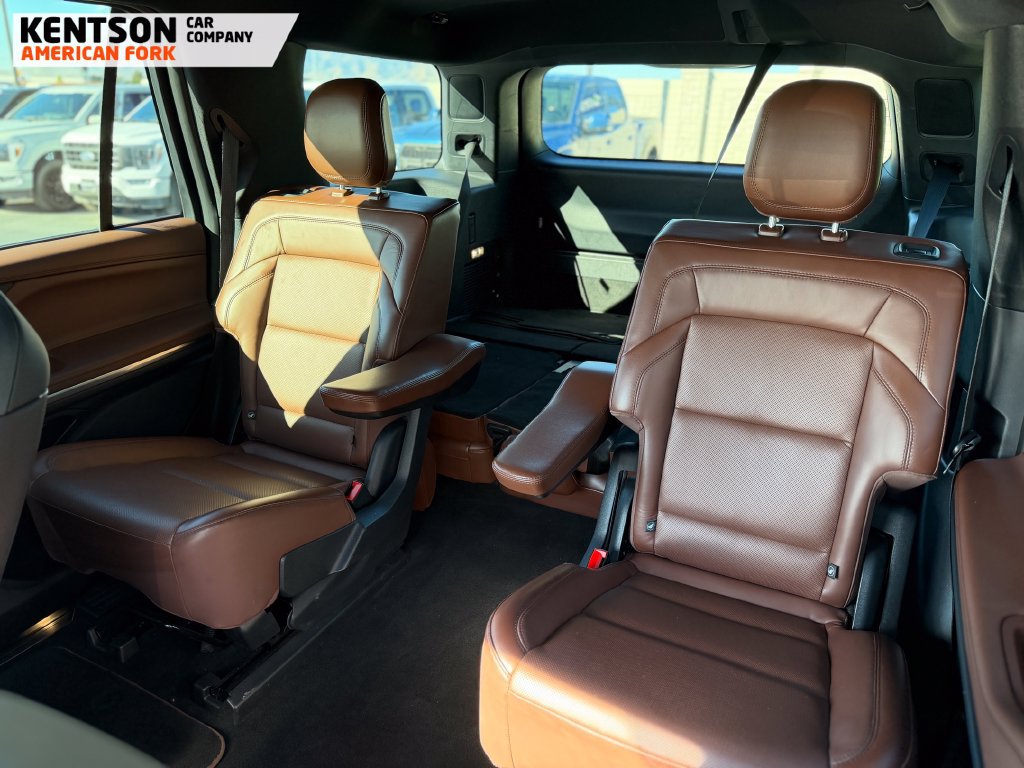 Used 2025 Lincoln Navigator Reserve AWD/4WD image 29
