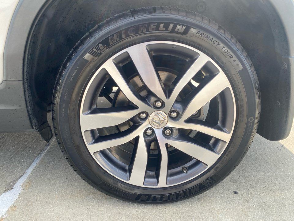 Used 2016 Honda Pilot Touring image 26