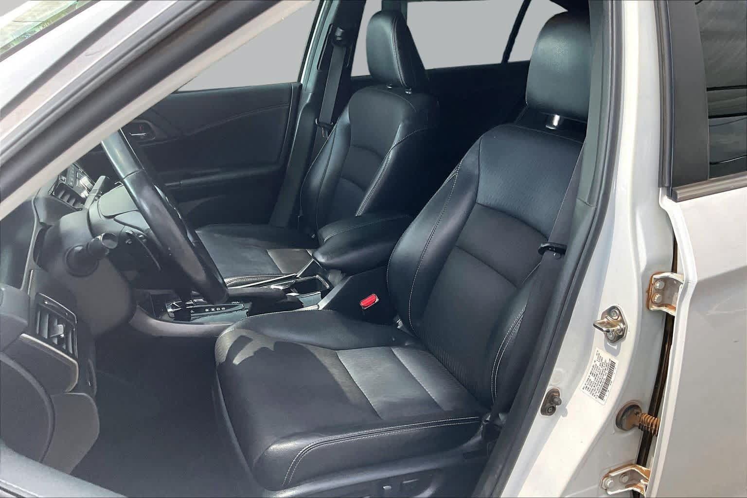 Used 2016 Honda Accord Sport image 8
