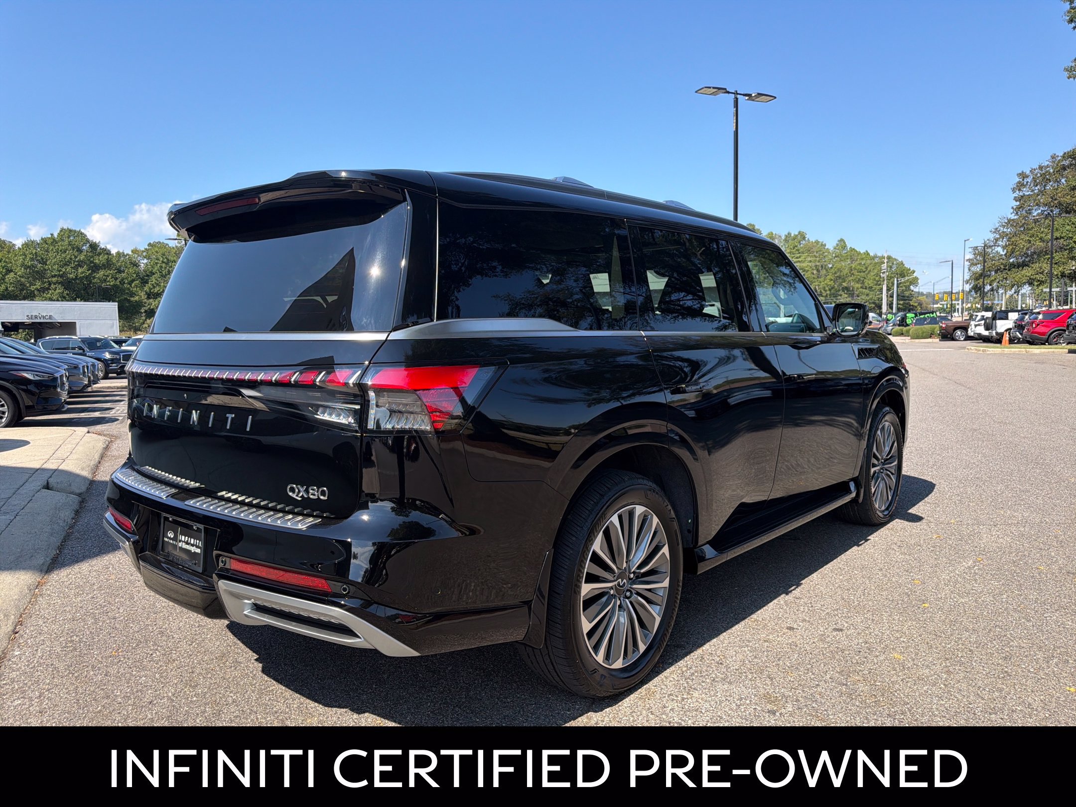 Certified 2026 INFINITI QX80 Luxe RWD image 12
