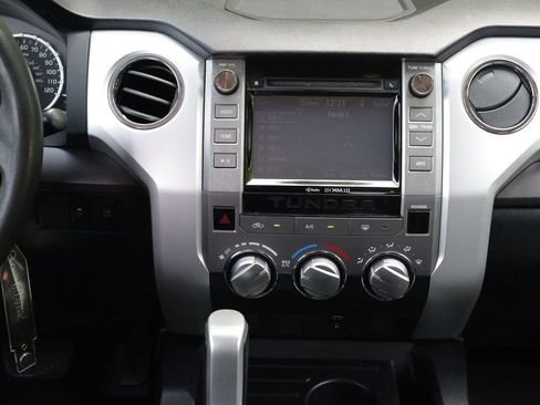 Used 2014 Toyota Tundra SR5 w/ SR5 Upgrade Package RWD image 6