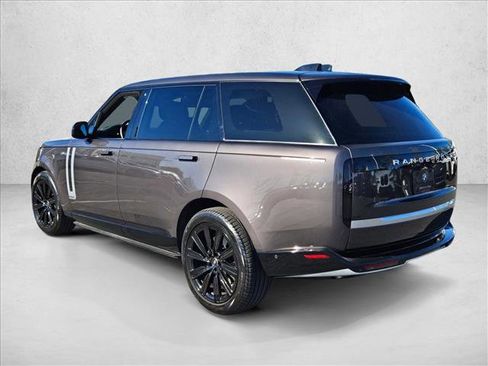 Used 2025 Land Rover Range Rover Long Wheelbase Autobiography image 8