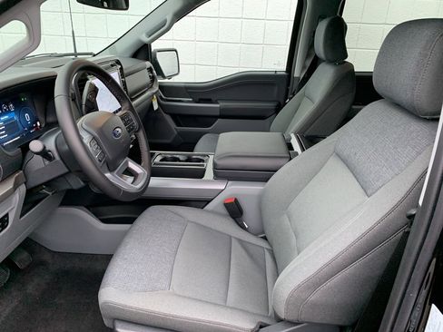 New 2025 Ford F150 XLT w/ Equipment Group 302A MID image 87