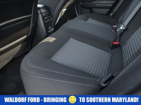 Used 2022 Dodge Charger R/T w/ Blacktop Package image 36