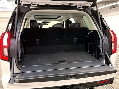 Used 2025 Ford Expedition Active AWD/4WD image 43