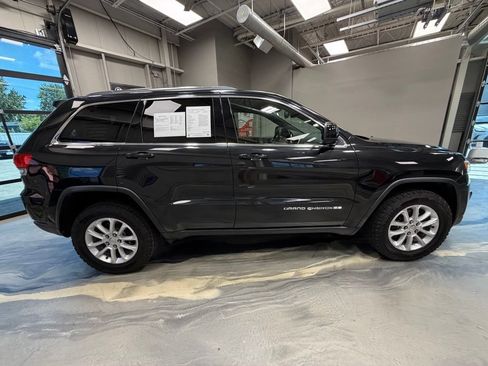 Used 2016 Jeep Grand Cherokee Laredo w/ Quick Order Package 23E AWD/4WD image 26