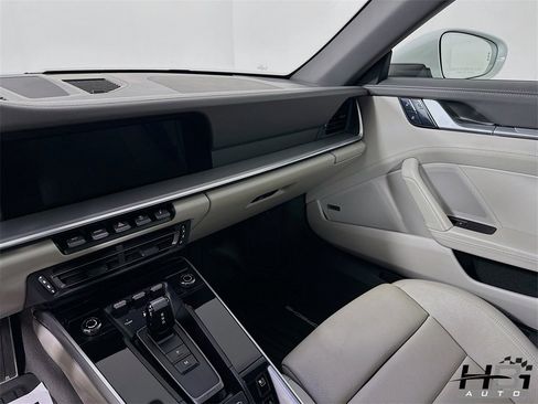 Used 2020 Porsche 911 Carrera 4S image 17