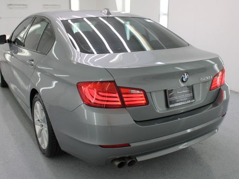 Used 2011 BMW 528i Sedan image 7