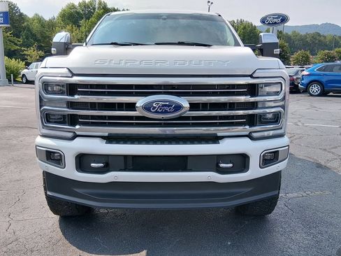 Used 2024 Ford F250 Limited w/ FX4 Off-Road Package AWD/4WD image 9