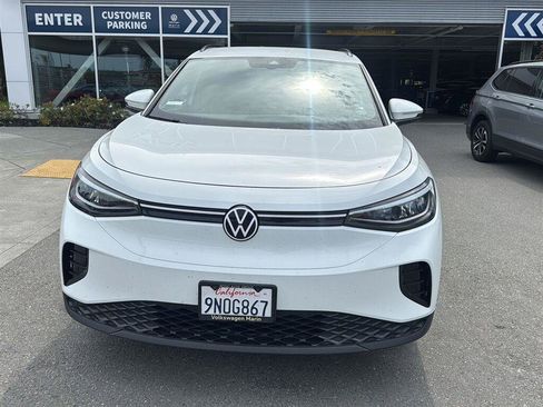 Used 2024 Volkswagen ID.4 2WD image 3