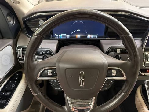 Used 2020 Lincoln Navigator Black Label AWD/4WD image 17