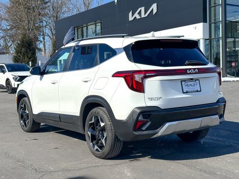 Certified 2024 Kia Seltos EX image 5