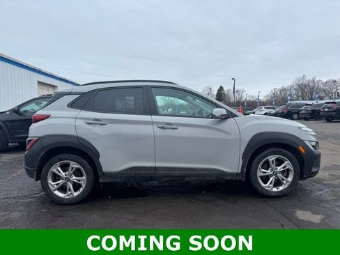 Used 2023 Hyundai Kona SEL w/ Winter Weather Package image 1