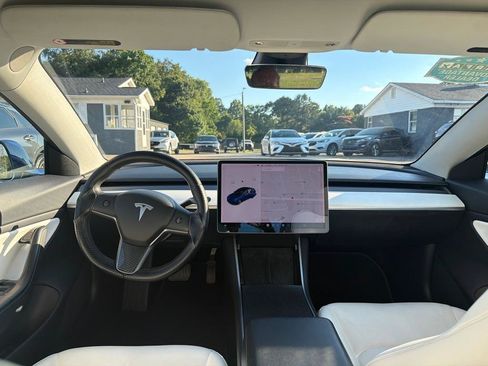 Used 2019 Tesla Model 3 Mid Range RWD image 15