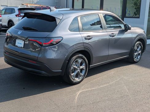 Certified 2026 Honda HR-V LX image 5